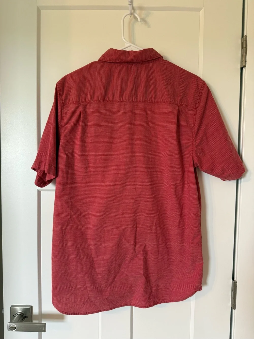The North Face Men’s Brick Red Short-Sleeve Button-Down Shirt 85% cotton